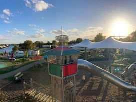 Tattershall Lakes Country Park - Holiday Accommodation 16405 - Lincolnshire - 1186006 - thumbnail photo 15