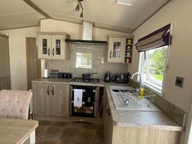 Kiln Park Holiday Park - Holiday Accommodation 16411 - South Wales - 1186009 - thumbnail photo 4