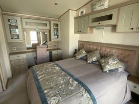 Kiln Park Holiday Park - Holiday Accommodation 16411 - South Wales - 1186009 - thumbnail photo 7