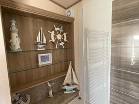 Kiln Park Holiday Park - Holiday Accommodation 16411 - South Wales - 1186009 - thumbnail photo 10