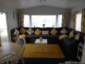 Trecco Bay - Holiday Accommodation 16415 - Somerset & Wiltshire - 1186011 - thumbnail photo 17