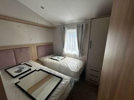 Kiln Park Holiday Park - Holiday Accommodation 16421 - South Wales - 1186013 - thumbnail photo 5