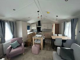 Kiln Park Holiday Park - Holiday Accommodation 16421 - South Wales - 1186013 - thumbnail photo 6