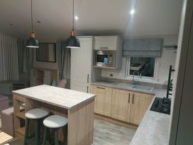 Kiln Park Holiday Park - Holiday Accommodation 16421 - South Wales - 1186013 - thumbnail photo 14