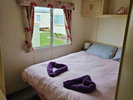 Golden Palm Resort - Holiday Accommodation 16434 - Lincolnshire - 1186015 - thumbnail photo 9