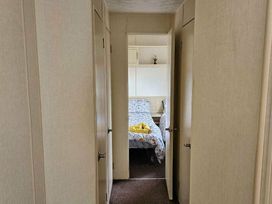 Golden Palm Resort - Holiday Accommodation 16434 - Lincolnshire - 1186015 - thumbnail photo 12