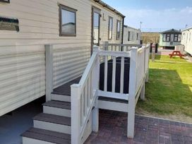 Golden Gate Holiday Centre - Holiday Accommodation 16451 - North Wales - 1186020 - thumbnail photo 2