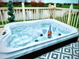 Grange Leisure Park - Holiday Accommodation 16469 - Lincolnshire - 1186024 - thumbnail photo 8