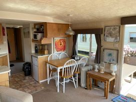 Sunnydale Holiday Park - Holiday Accommodation 16482 - Lincolnshire - 1186028 - thumbnail photo 3