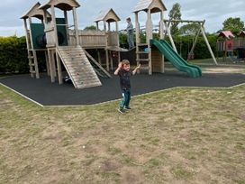 Sunnydale Holiday Park - Holiday Accommodation 16482 - Lincolnshire - 1186028 - thumbnail photo 11