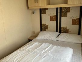 The Chase - Holiday Accommodation 16499 - Lincolnshire - 1186033 - thumbnail photo 6