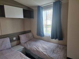 Orchards Holiday Village - Holiday Accommodation 16505 - Suffolk & Essex - 1186035 - thumbnail photo 7