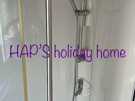 Orchards Holiday Village - Holiday Accommodation 16505 - Suffolk & Essex - 1186035 - thumbnail photo 11