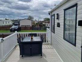 Unity Holiday Resort - Holiday Accommodation 16507 - Somerset & Wiltshire - 1186037 - thumbnail photo 2