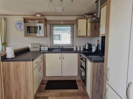 Unity Holiday Resort - Holiday Accommodation 16507 - Somerset & Wiltshire - 1186037 - thumbnail photo 6