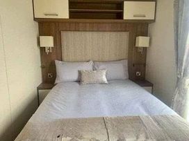 Unity Holiday Resort - Holiday Accommodation 16507 - Somerset & Wiltshire - 1186037 - thumbnail photo 7