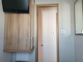 Unity Holiday Resort - Holiday Accommodation 16507 - Somerset & Wiltshire - 1186037 - thumbnail photo 11
