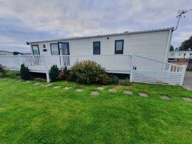 Unity Holiday Resort - Holiday Accommodation 16507 - Somerset & Wiltshire - 1186037 - thumbnail photo 17