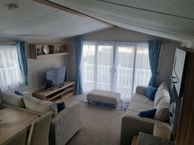 Shorefield Country Park - Holiday Accommodation 16514 - Dorset - 1186038 - thumbnail photo 5