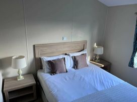 Crimdon Dene Holiday Park - Holiday Accommodation 16522 - Yorkshire Dales - 1186039 - thumbnail photo 4
