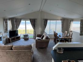 Crimdon Dene Holiday Park - Holiday Accommodation 16522 - Yorkshire Dales - 1186039 - thumbnail photo 5