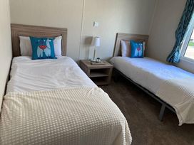 Crimdon Dene Holiday Park - Holiday Accommodation 16522 - Yorkshire Dales - 1186039 - thumbnail photo 6