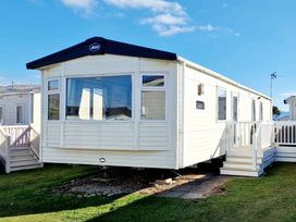 Barmouth Bay Holiday Village - Holiday Accommodation 16524 - Mid Wales - 1186040 - thumbnail photo 1
