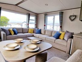 Barmouth Bay Holiday Village - Holiday Accommodation 16524 - Mid Wales - 1186040 - thumbnail photo 5