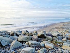 Barmouth Bay Holiday Village - Holiday Accommodation 16524 - Mid Wales - 1186040 - thumbnail photo 13