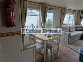 7 Lakes Country Park - Holiday Accommodation 16546 - Lincolnshire - 1186045 - thumbnail photo 4