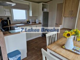 7 Lakes Country Park - Holiday Accommodation 16546 - Lincolnshire - 1186045 - thumbnail photo 6