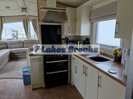 7 Lakes Country Park - Holiday Accommodation 16546 - Lincolnshire - 1186045 - thumbnail photo 7