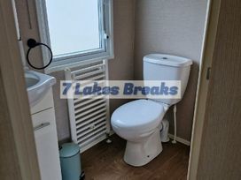7 Lakes Country Park - Holiday Accommodation 16546 - Lincolnshire - 1186045 - thumbnail photo 12