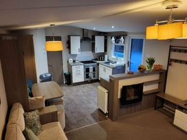 Waterside Bowleaze Cove Holiday Park - Holiday Accommodation 16550 - Dorset - 1186046 - thumbnail photo 2