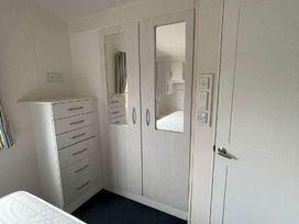 Golden Gate Holiday Centre - Holiday Accommodation 16575 - North Wales - 1186052 - thumbnail photo 2