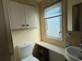 Chesil Beach Holiday Park - Holiday Accommodation 16589 - Dorset - 1186055 - thumbnail photo 12