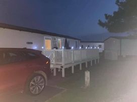 Greenacres Holiday Park - Holiday Accommodation 16594 - North Wales - 1186056 - thumbnail photo 2