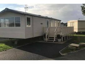 Greenacres Holiday Park - Holiday Accommodation 16594 - North Wales - 1186056 - thumbnail photo 8