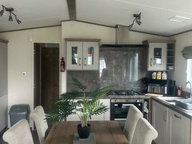 Southview Holiday Park - Holiday Accommodation 16596 - Lincolnshire - 1186057 - thumbnail photo 4