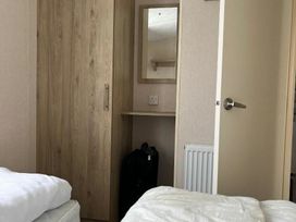 Unity Holiday Resort - Holiday Accommodation 16603 - Somerset & Wiltshire - 1186060 - thumbnail photo 13