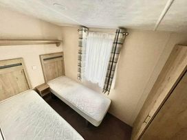 Unity Holiday Resort - Holiday Accommodation 16603 - Somerset & Wiltshire - 1186060 - thumbnail photo 18