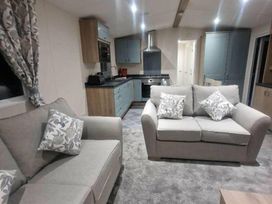 Marine Holiday Park - Holiday Accommodation 16604 - North Wales - 1186061 - thumbnail photo 2