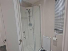 Marine Holiday Park - Holiday Accommodation 16604 - North Wales - 1186061 - thumbnail photo 9