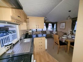 Golden Palm Resort - Holiday Accommodation 16611 - Lincolnshire - 1186064 - thumbnail photo 7