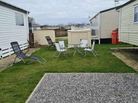 Hayling Island Holiday Park - Meadow Bay Villages - Holiday Accommodation 16626 - Hampshire - 1186068 - thumbnail photo 1