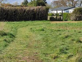 Hayling Island Holiday Park - Meadow Bay Villages - Holiday Accommodation 16626 - Hampshire - 1186068 - thumbnail photo 11