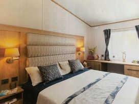 Shorefield Country Park - Holiday Accommodation 16633 - Dorset - 1186069 - thumbnail photo 4