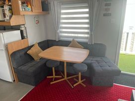 Millfield Site - Holiday Accommodation 16640 - Lincolnshire - 1186072 - thumbnail photo 2