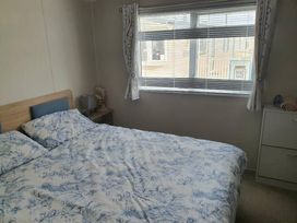 Barmston Beach Holiday Park - Holiday Accommodation 16643 - North Yorkshire (incl. Whitby) - 1186073 - thumbnail photo 9