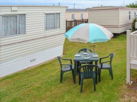 Beach Haven Caravan Park - Holiday Accommodation 16700 - Norfolk - 1186081 - thumbnail photo 7